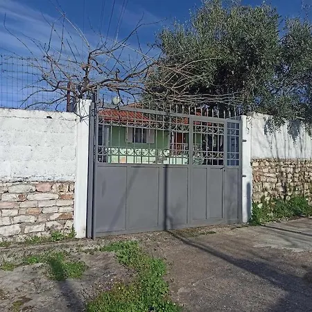 Yannoula's Family Holiday home *