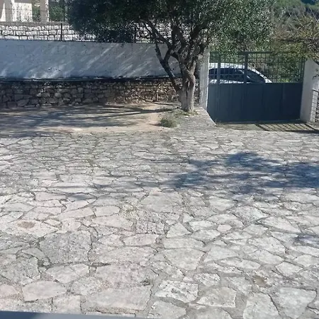 Ferienhaus Yannoula's Family Sarandë