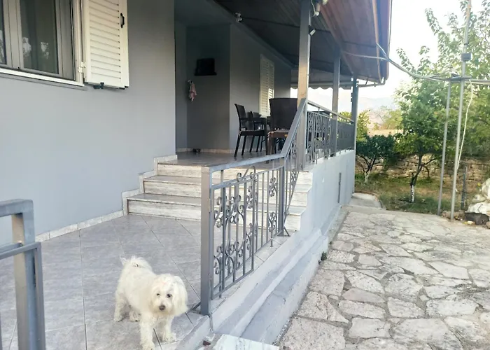 Vakantiehuis Yannoula's Family Sarandë